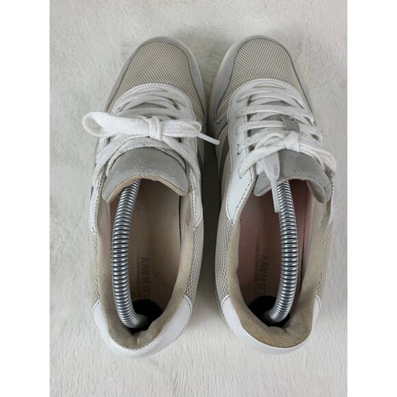 Old Navy Women’s Classic Sneakers White Gray Size 9 Casual Shoes - Picture 8 of 10